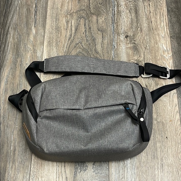 Peak Design The Everyday Sling 5L - Picture 1 of 8